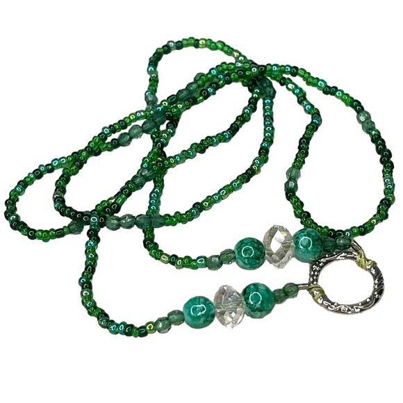 Beaded Necklace Green and Silver Tone Long Necklace Handmade - Picture 11 of 12